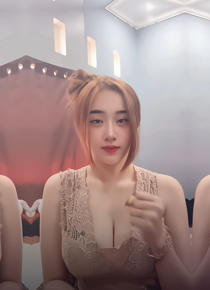 @𝙰 𝔁 Ⓔⓥⓔⓡⓨⓞⓝⓔ