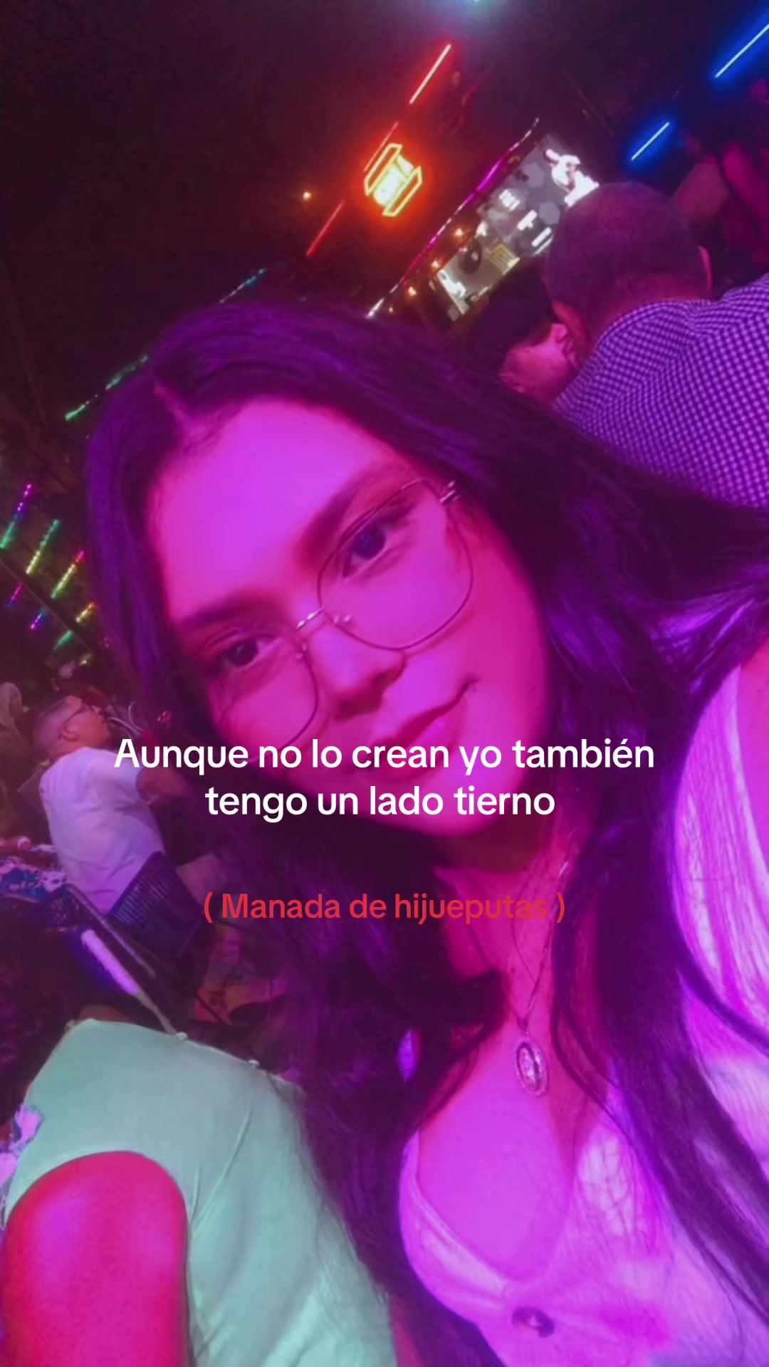 @chellm17