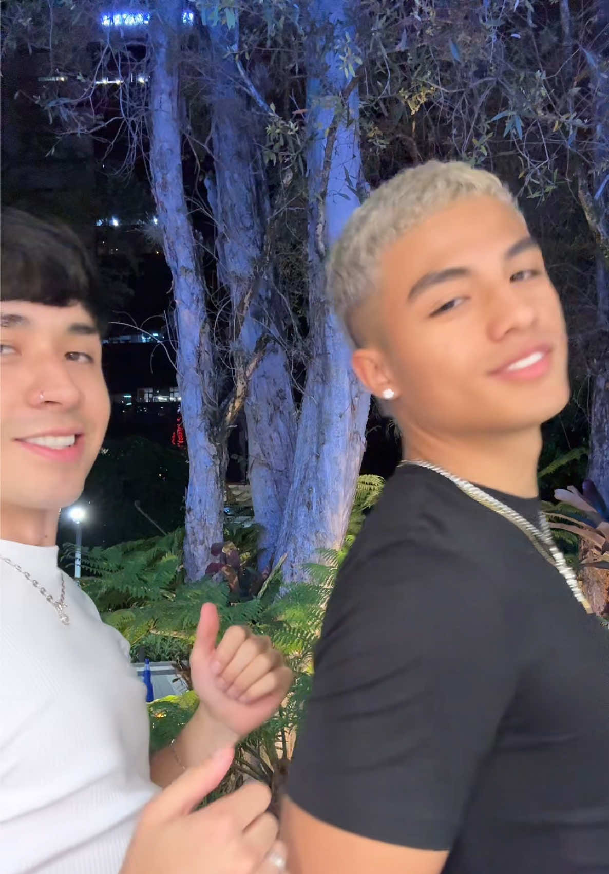@𝐇𝐮𝐠𝐨 🦦