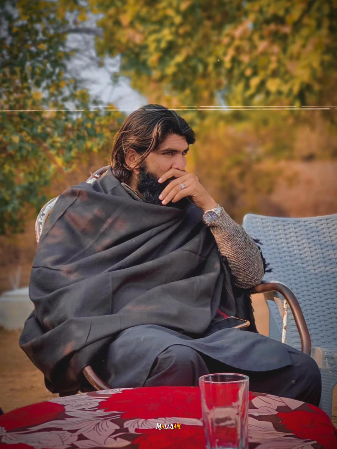 @مُجَاھِد٘ بھَٹ٘ی