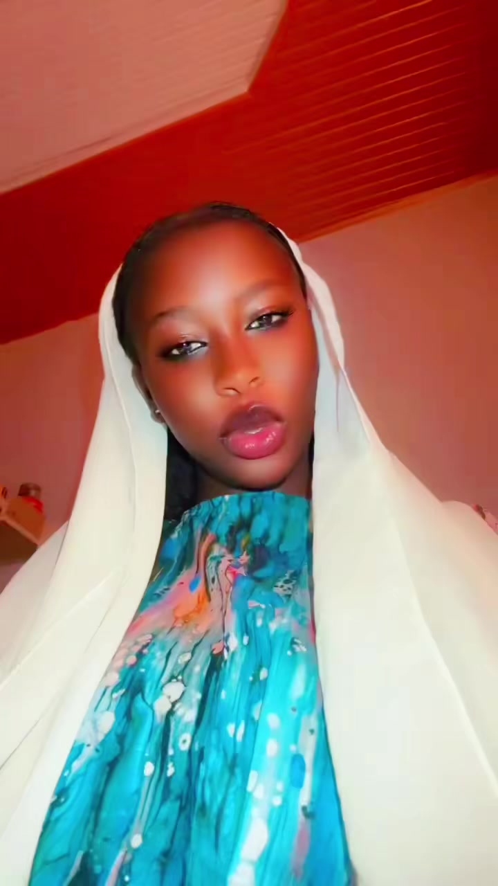 @emmynita2