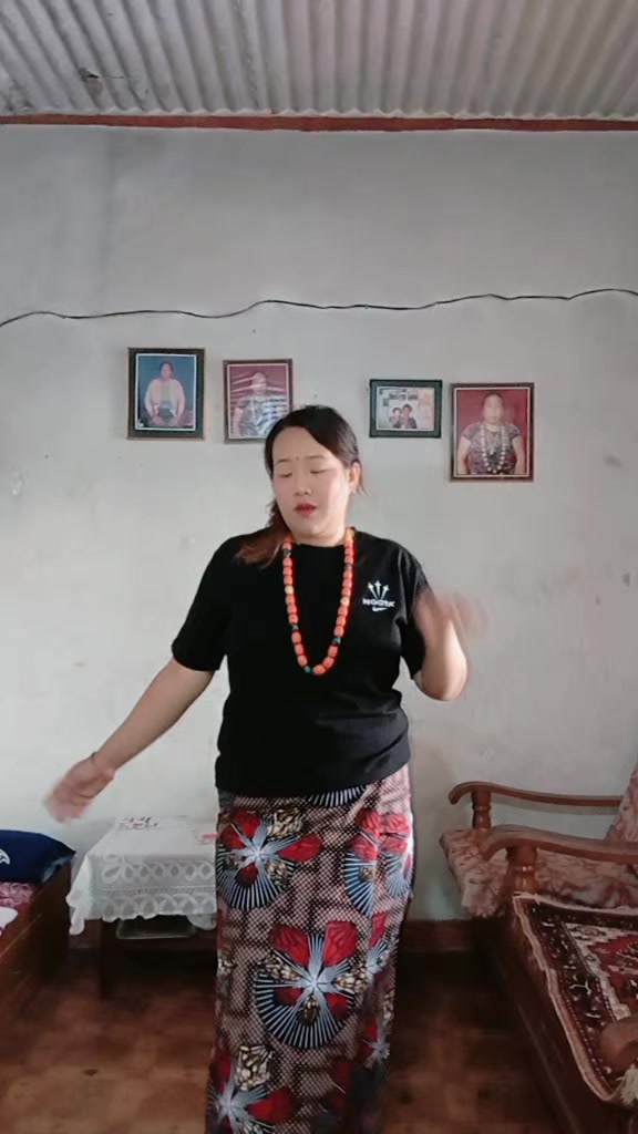 @सरु गुरुङ