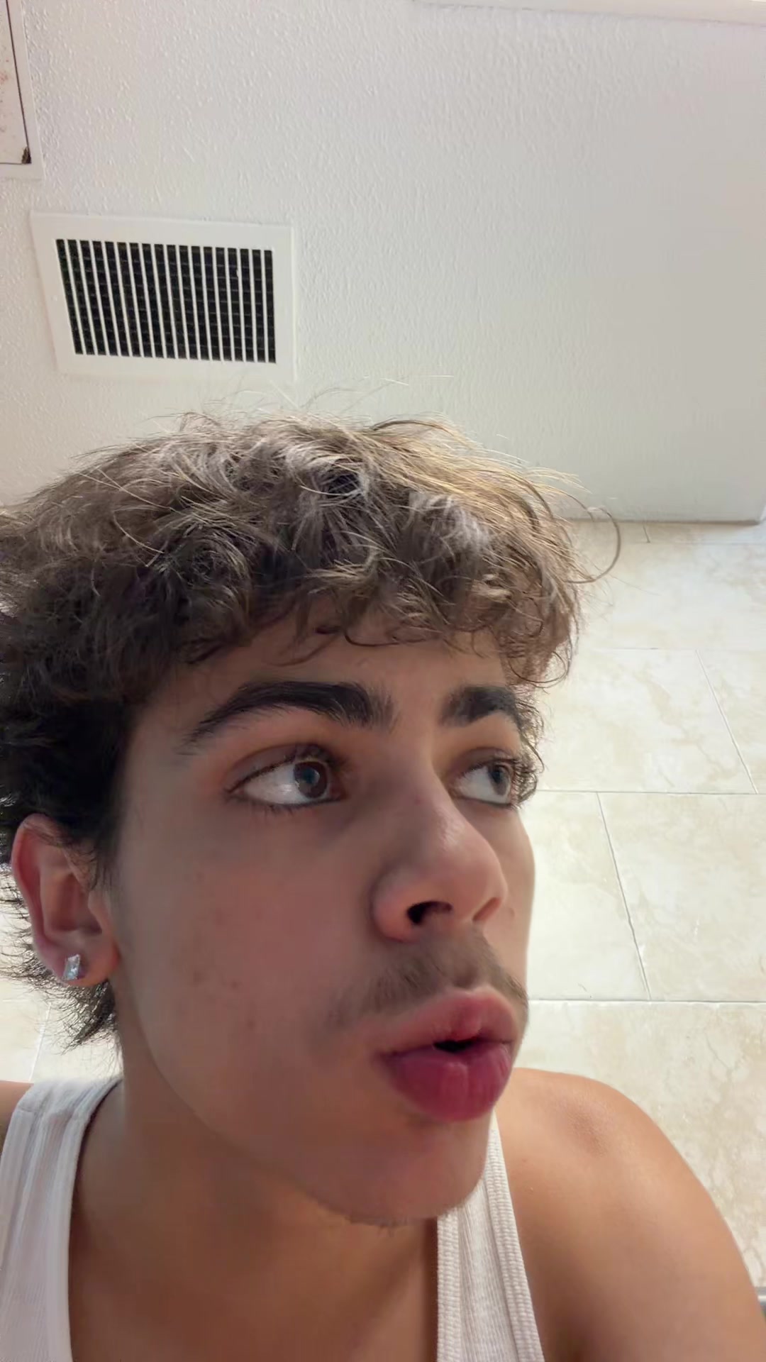 @iseezayy