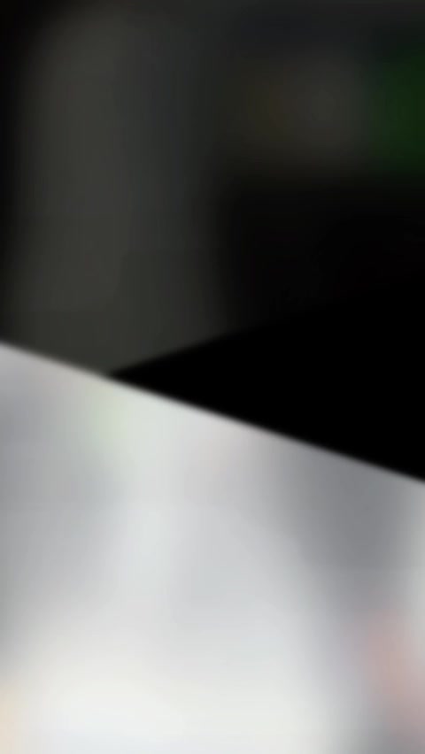 @H A S I V ★ ★ >