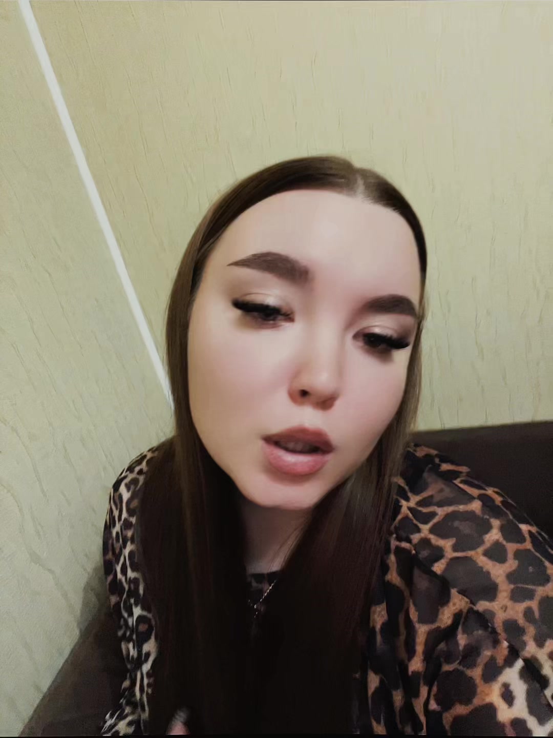 @viks_lips