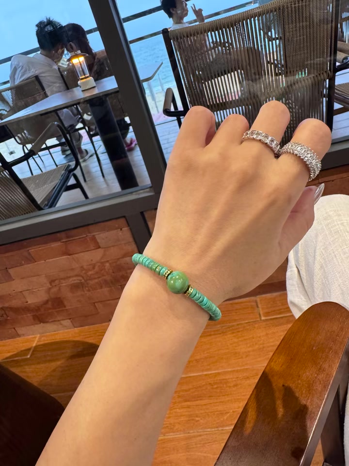 @ElyJewels