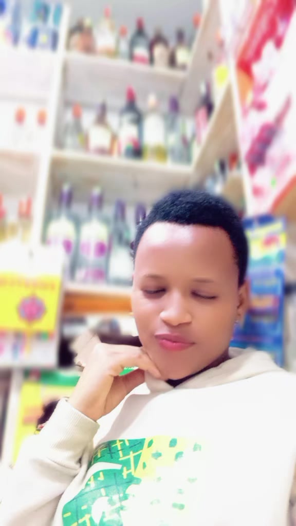 @Cute girl 🌺🕊️