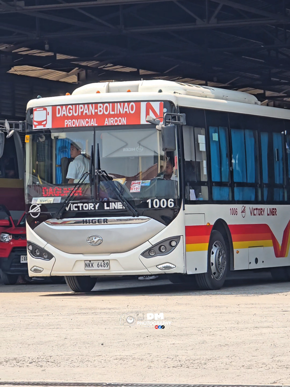 @DM Photography (DM_BusGeek)