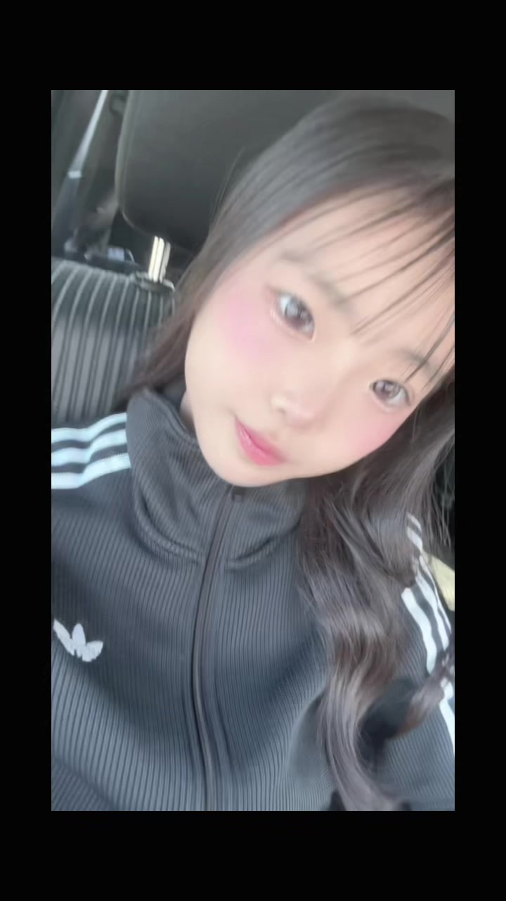 @りいさ