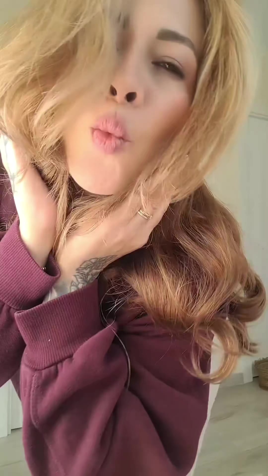 @roxxy