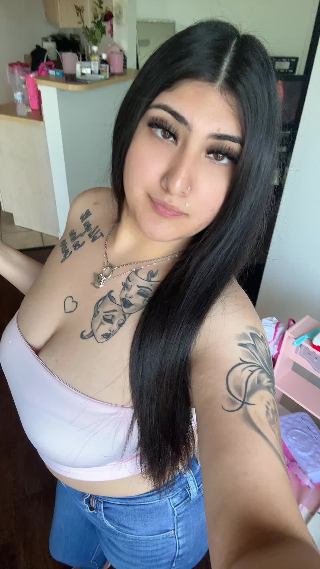 @Vanilla 💋👸🏻🖤