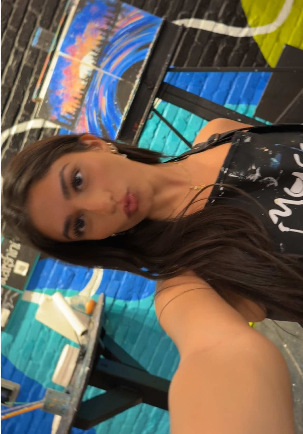 @Lara