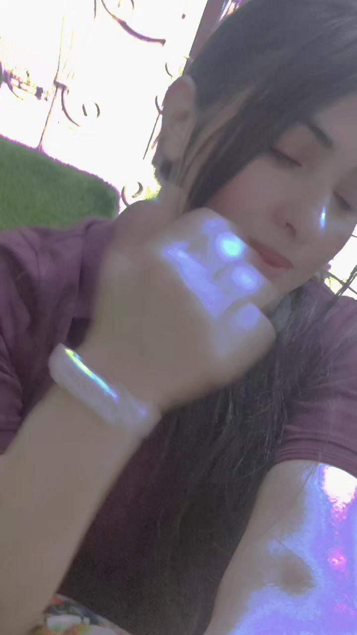 @꧁༺✿ S A D G I R L✿༻꧂