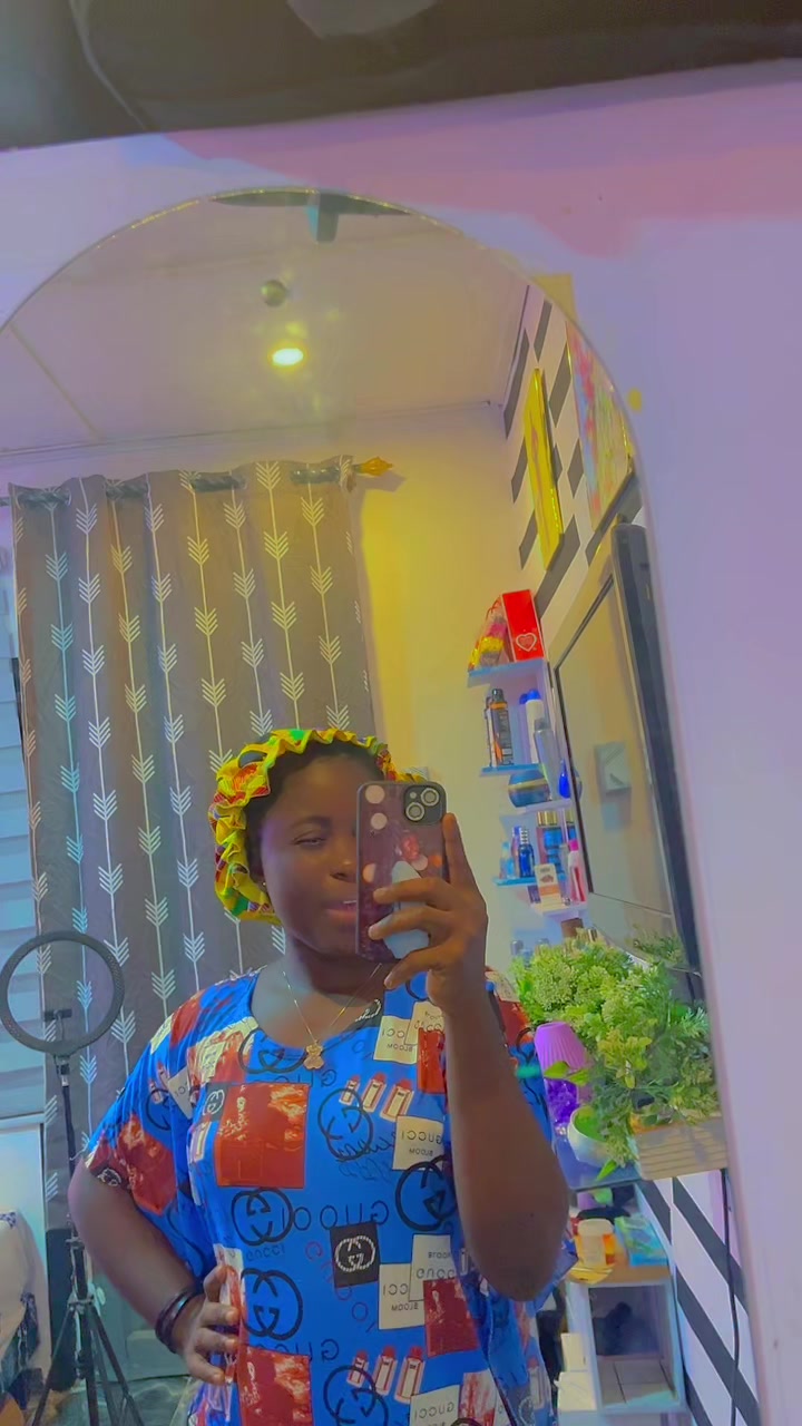 @SA ❤️LA 🦋CI 🥰OUS ✅