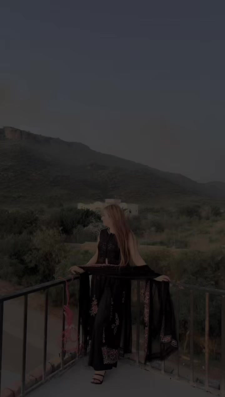 @Malaikakhattak444