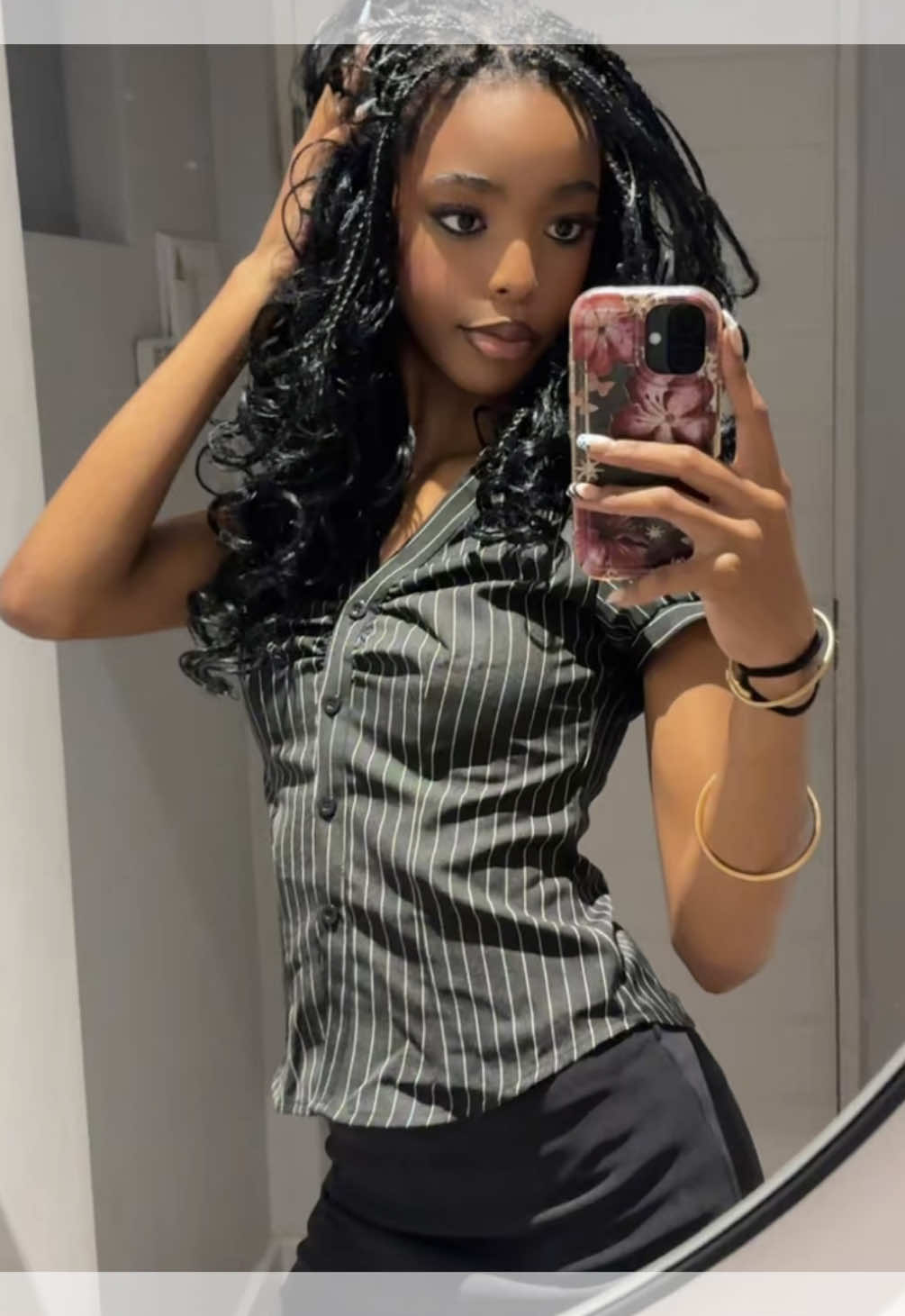 @Papa Tshire🧔🏽♀️