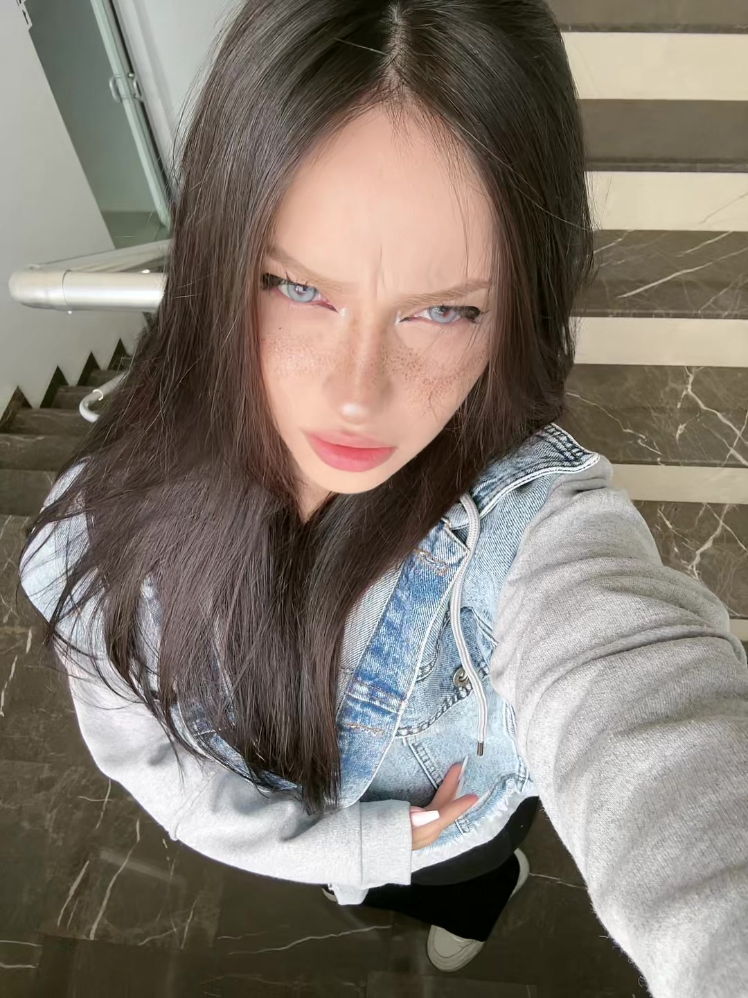 @Esila