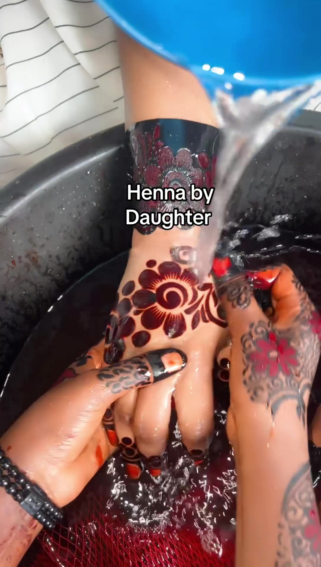 @hennabydaughter2