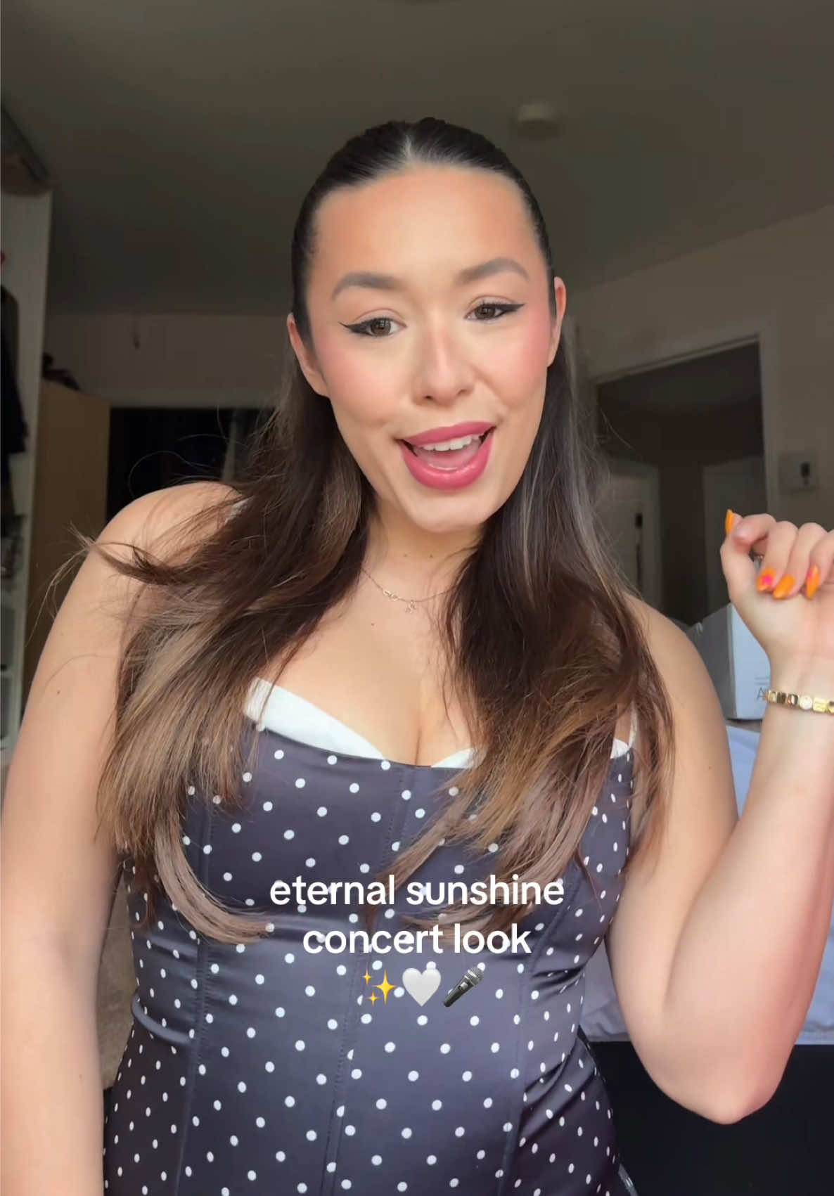 @✨Sabrina Tam✨