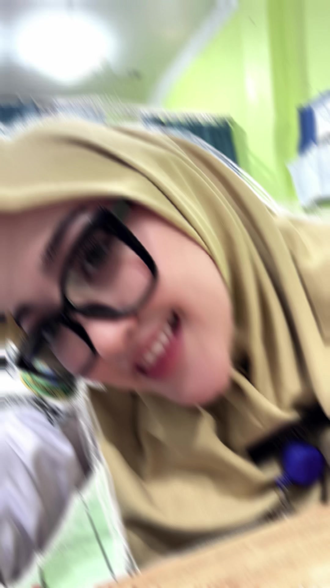 @AR🕊️