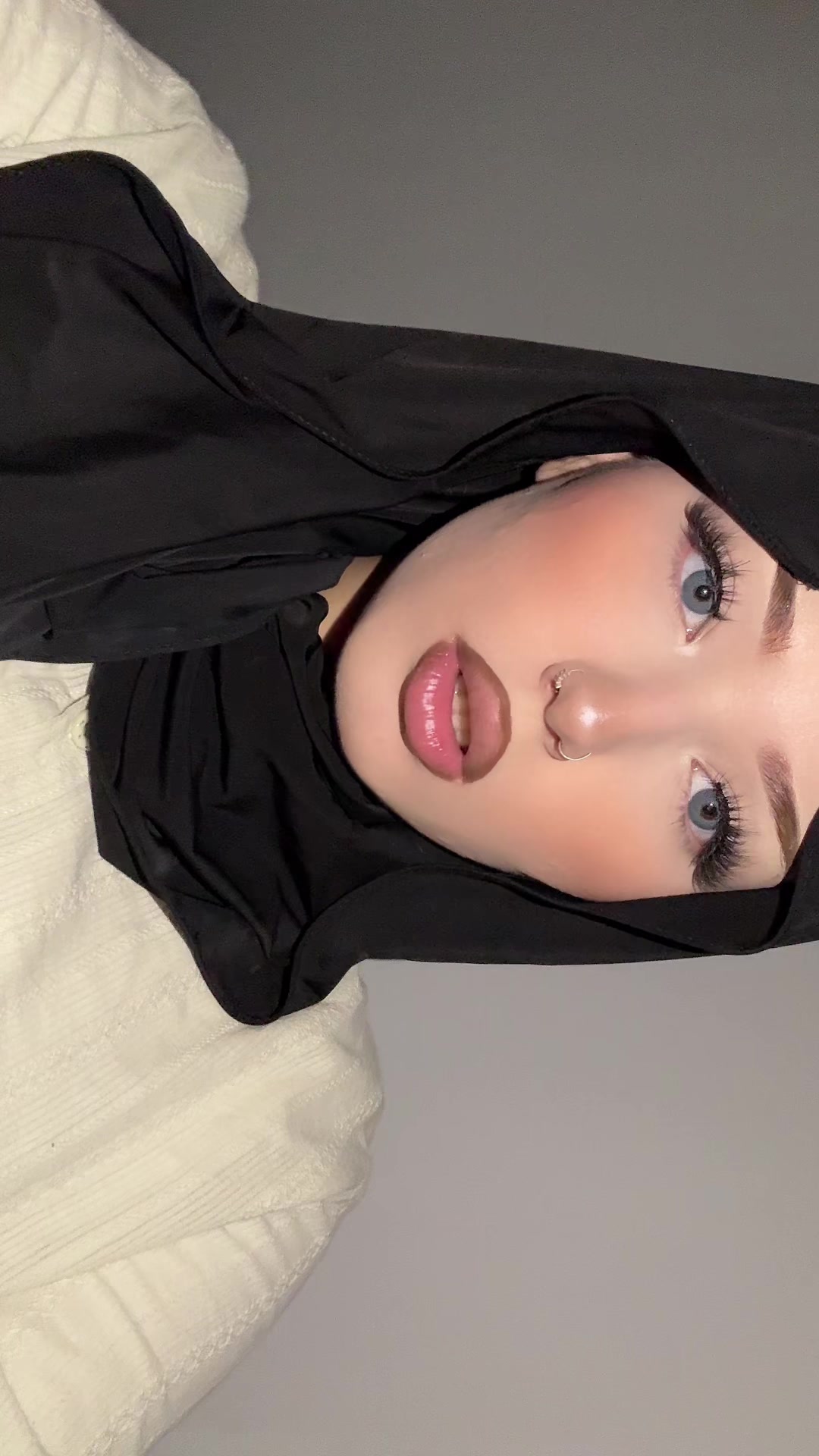@سارا