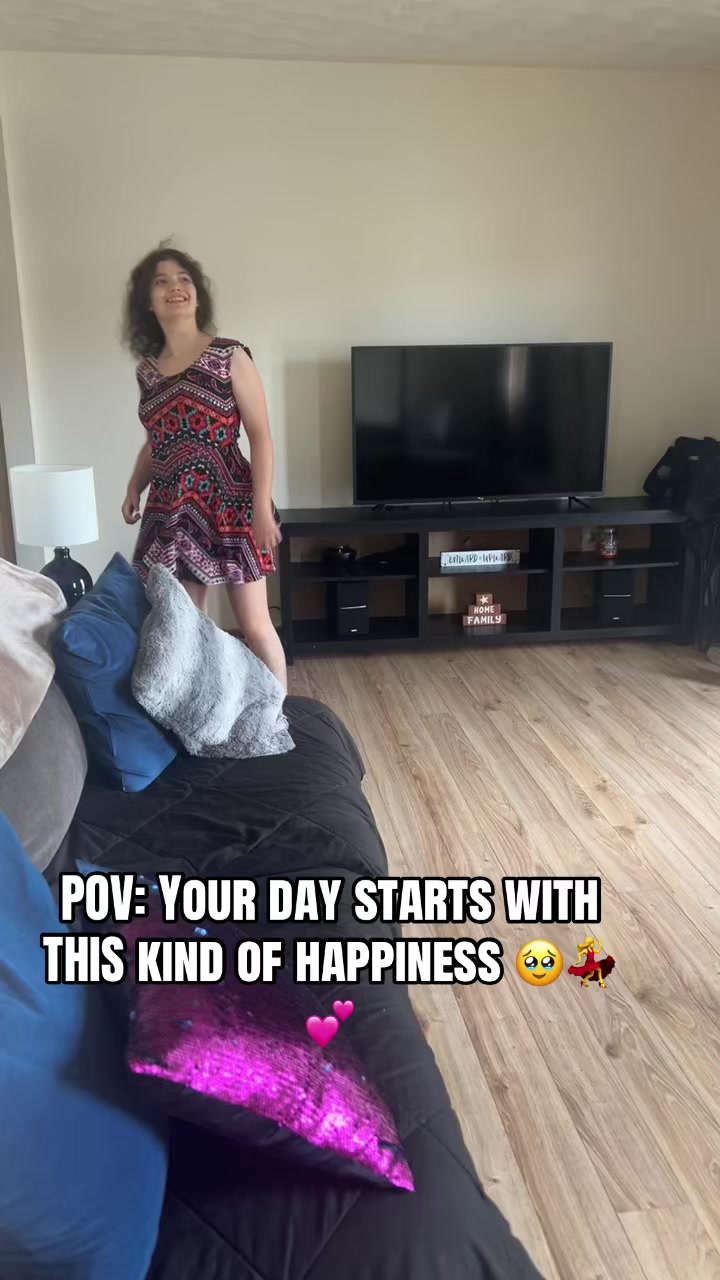 @Hotmomvibes