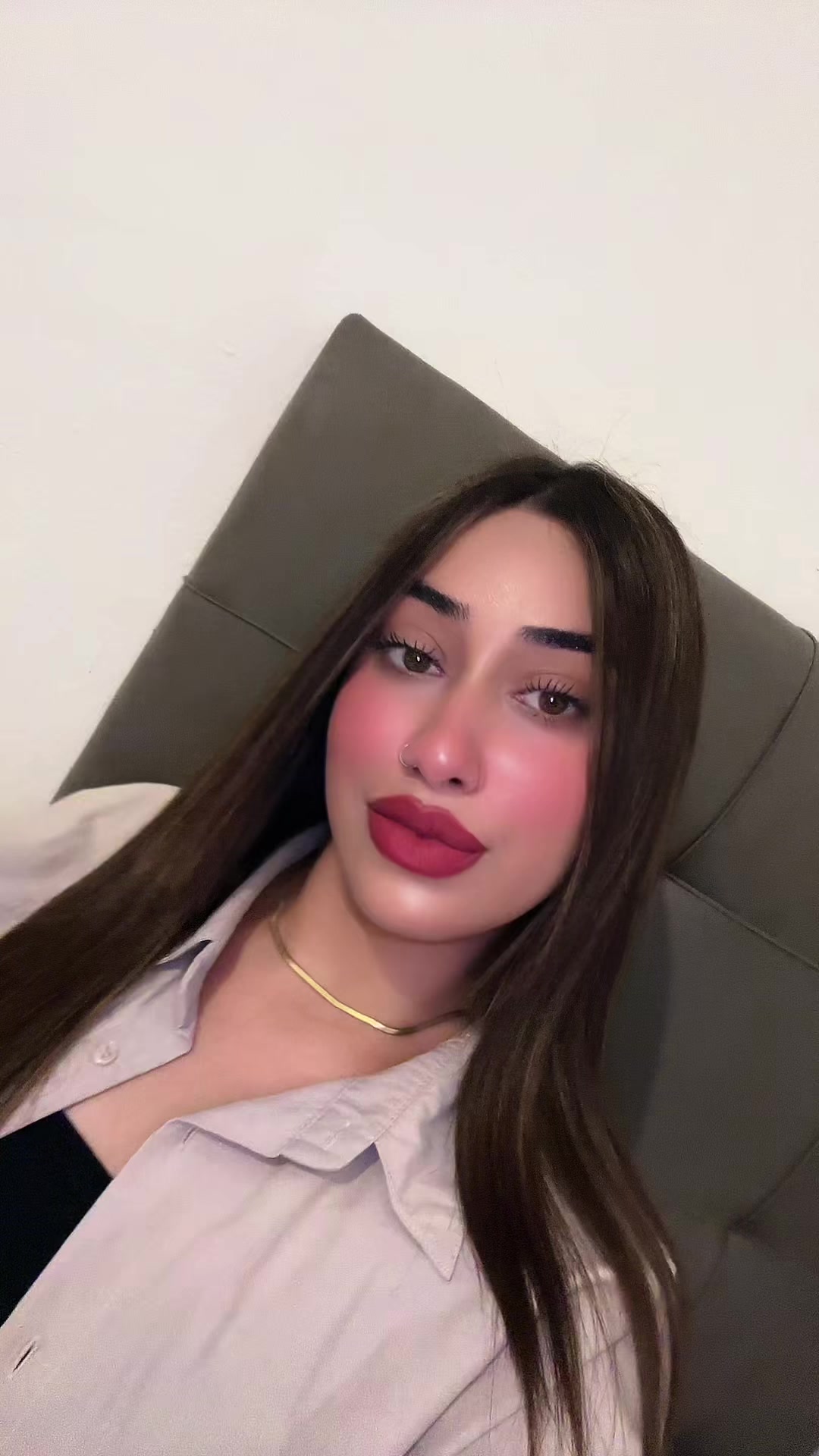 @𝓜𝓲𝓷𝓪 🎀