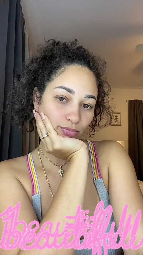 @Yelissa
