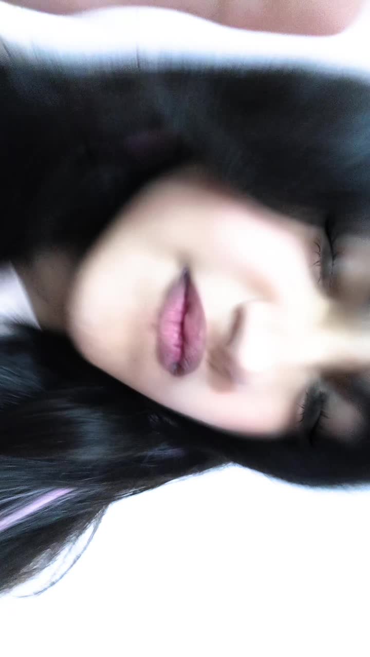 @elena