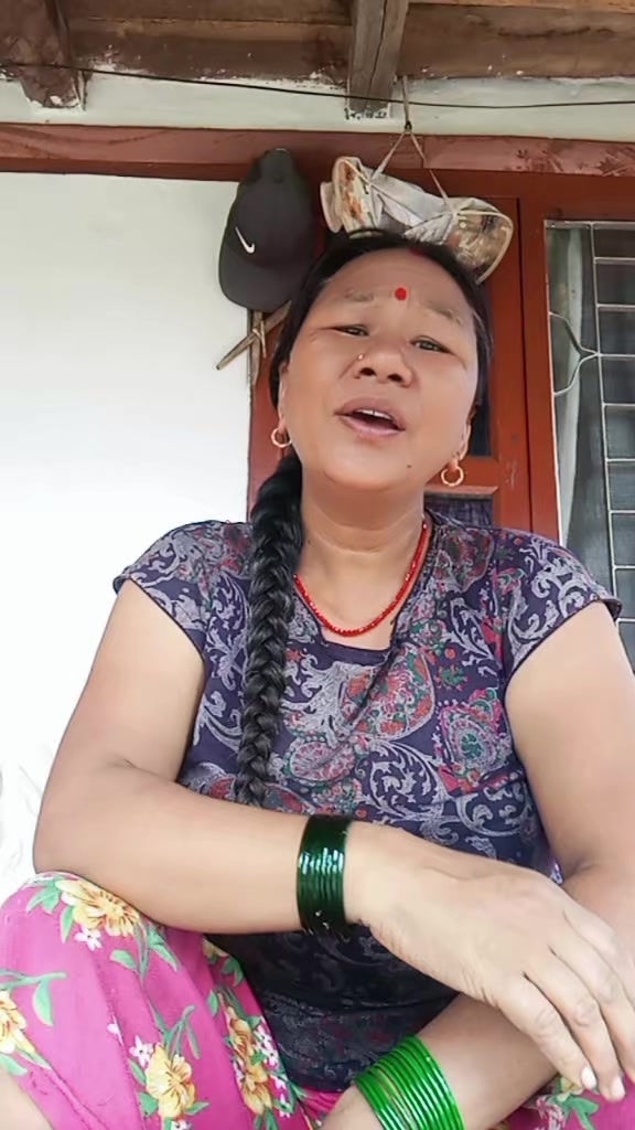 @योगिता गुरुङ