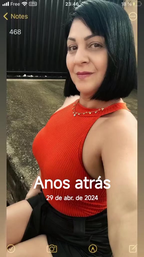 @Adriana Le&atilde;o