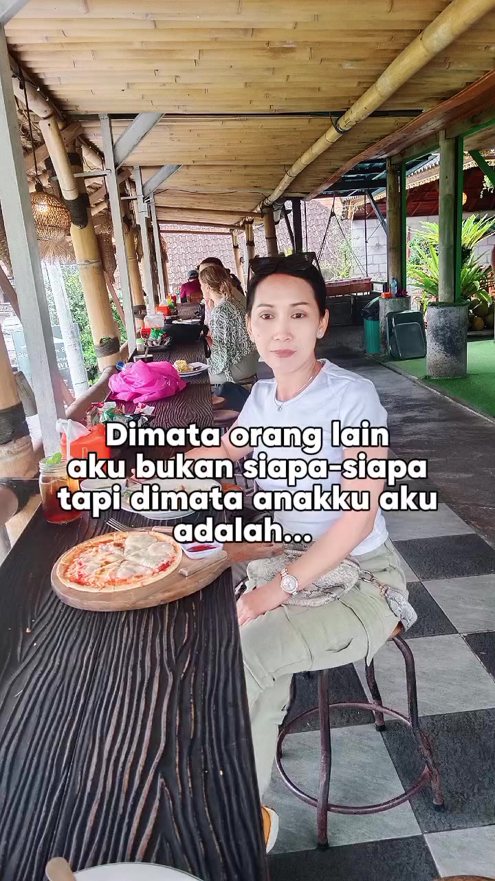 @Ayukbudiani