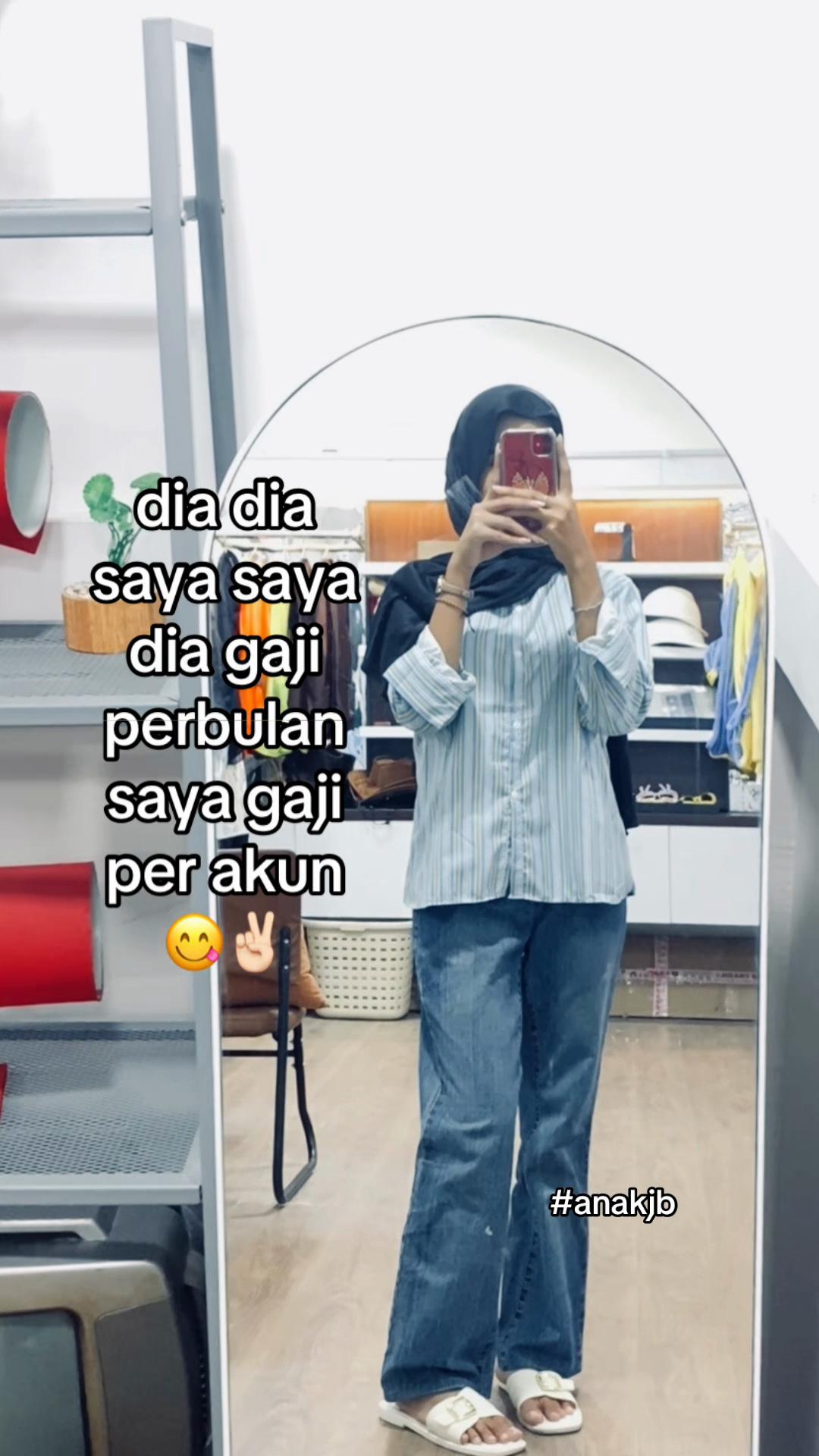 @𝒔𝒐𝒇𝒊𝒂 𝒔𝒕𝒐𝒓𝒆