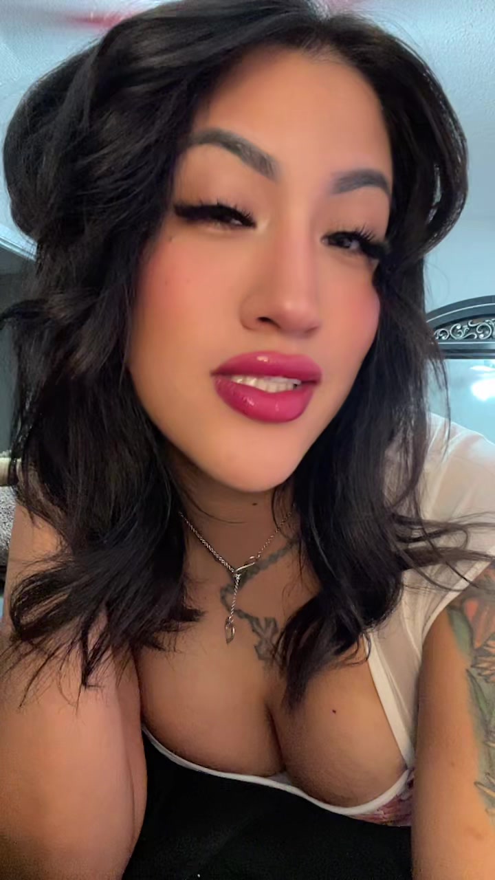 @Ashleyy Marie