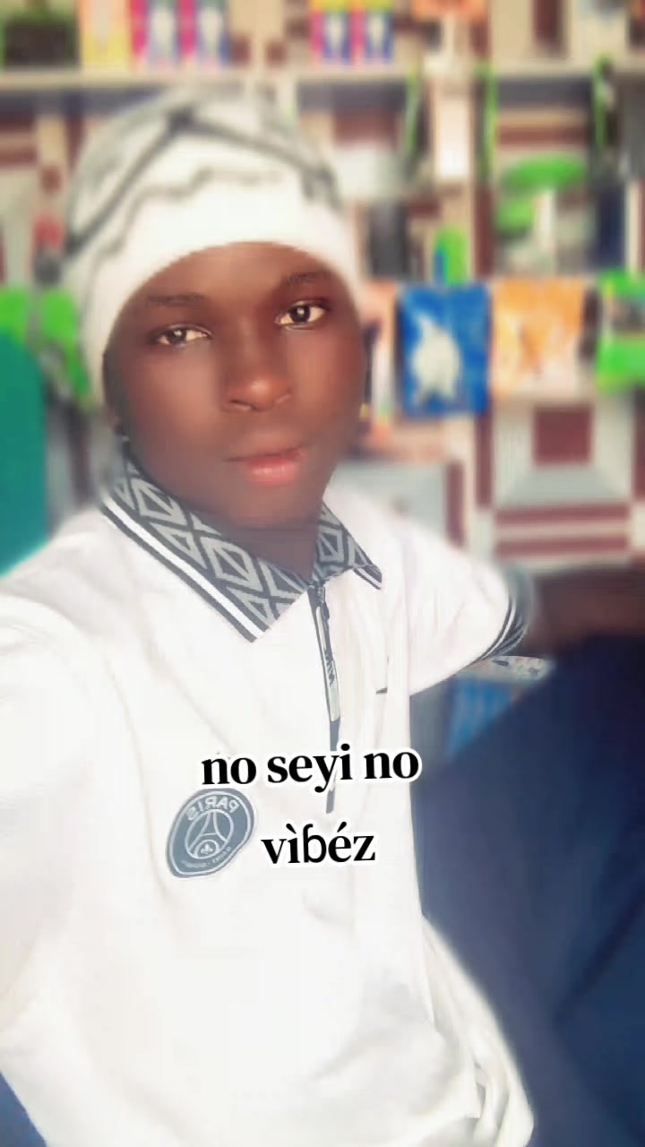 @H🎉H ÑÃVƳ -ƙ_tøwñ