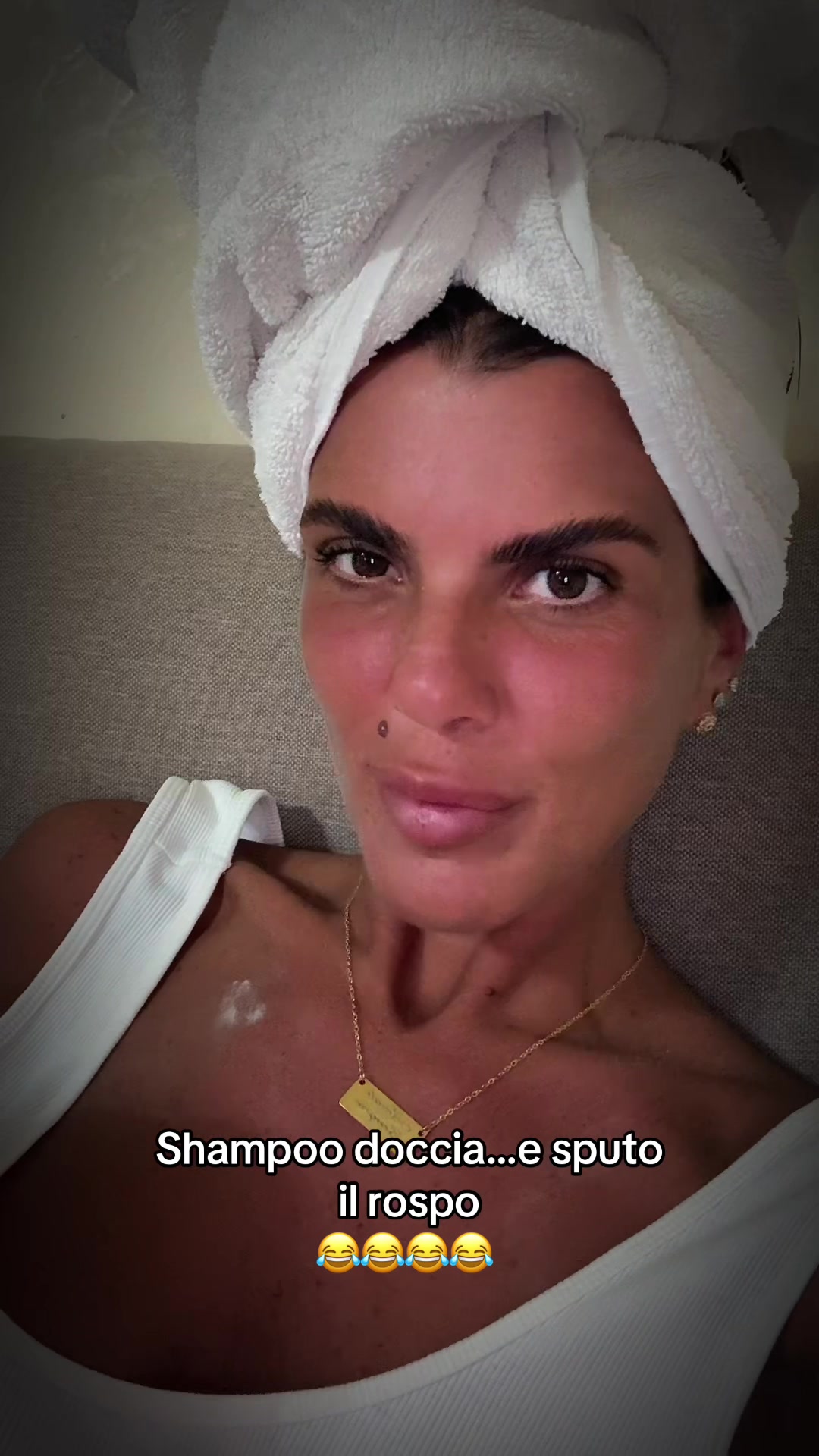 @nunziagiulianoólió