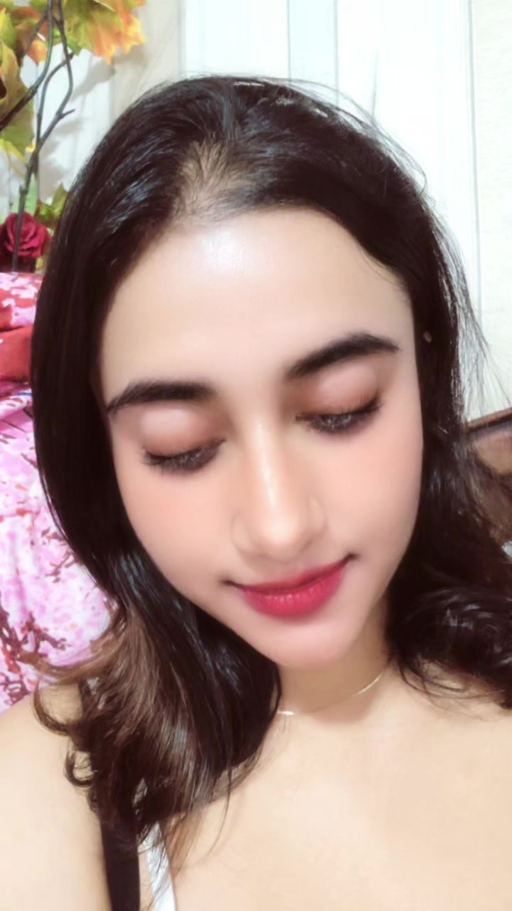 @Nona_