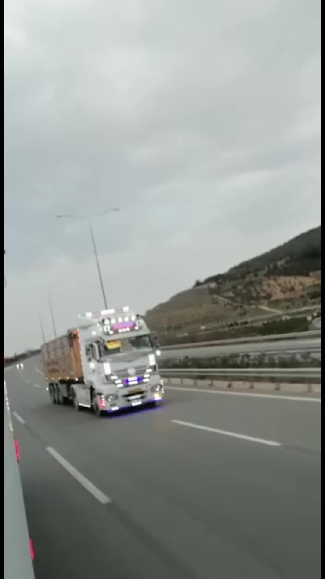 @42_efe3