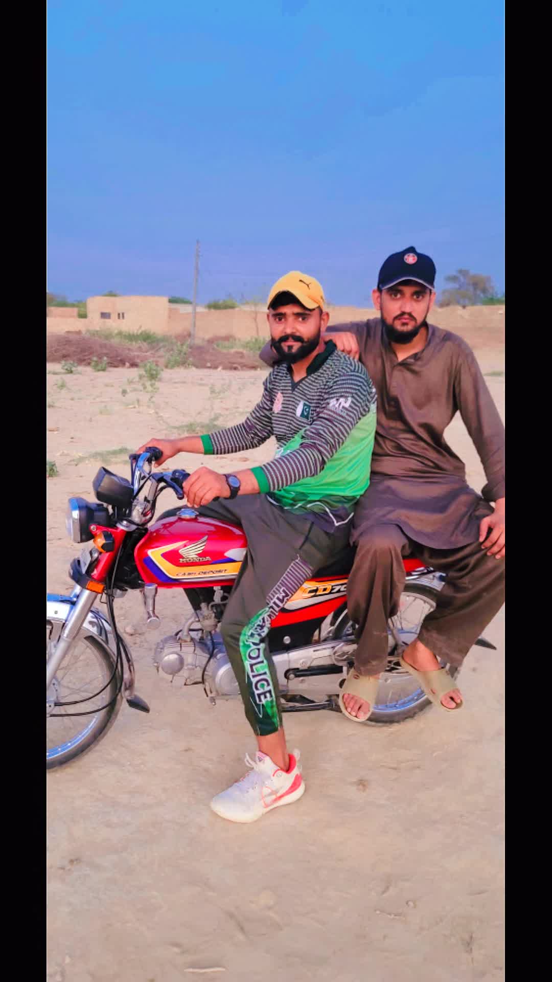 @🍕 PAZZA YAAR 🍕N Bhatti105/F