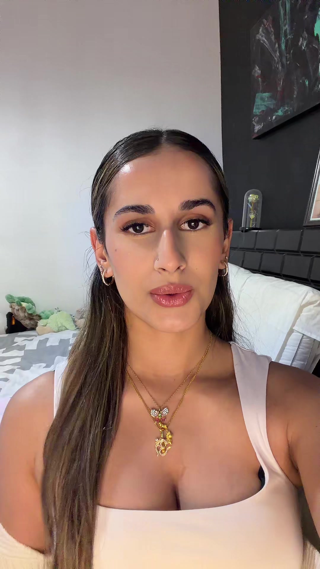 @nandinibttn