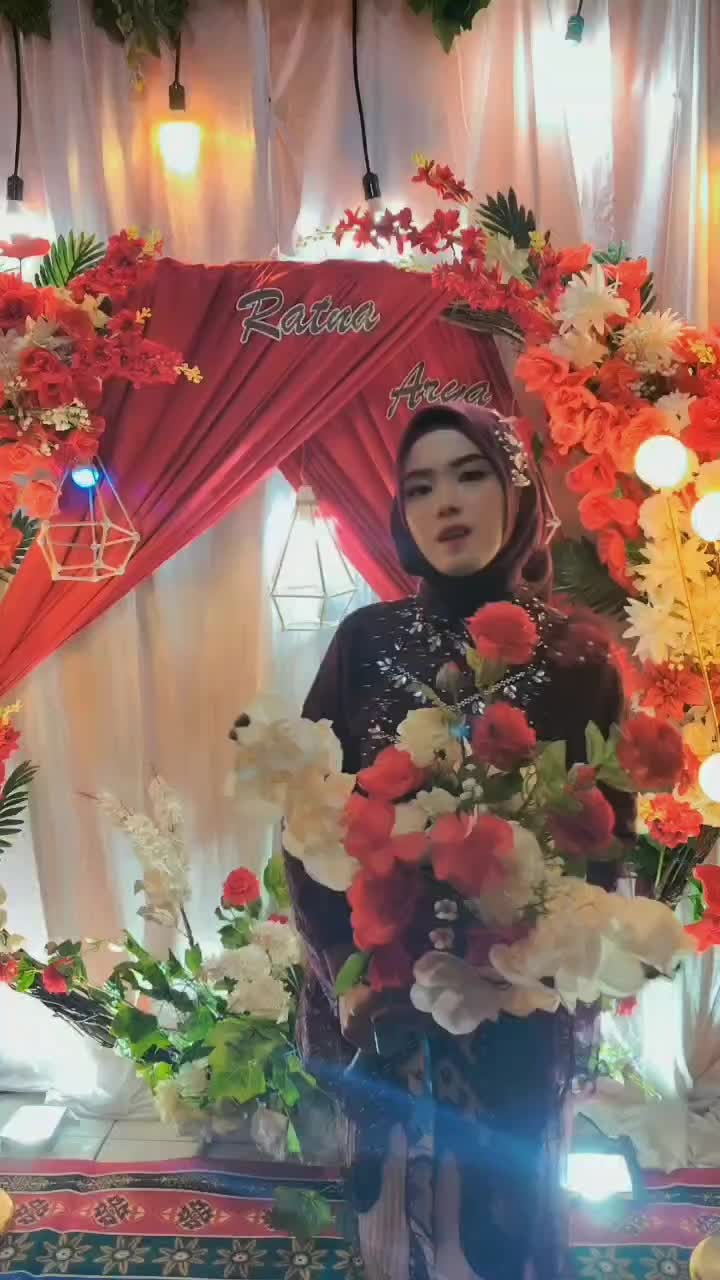 @Aryaaaa03