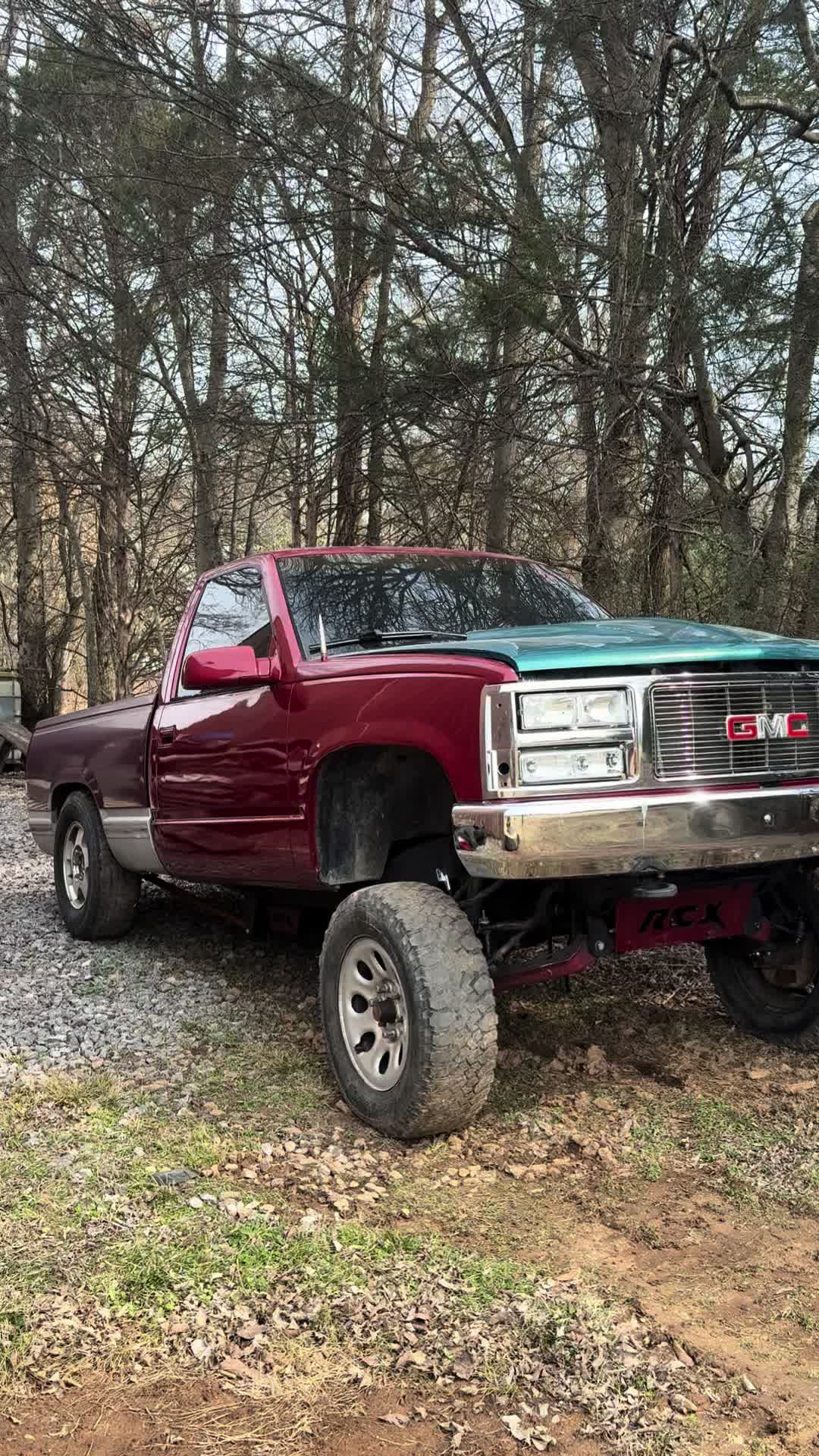 @That.red.obs.step side