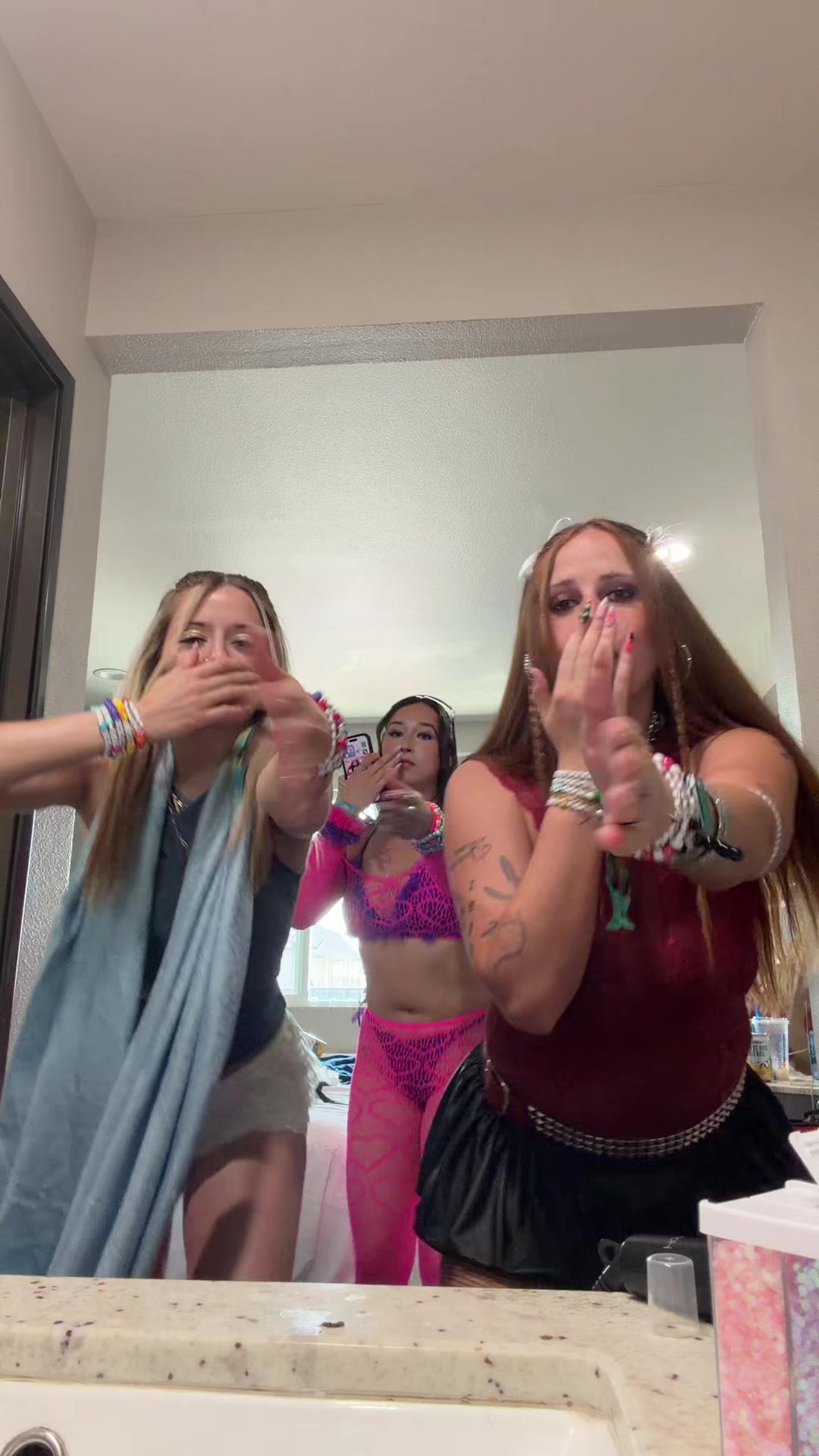 @Isabella