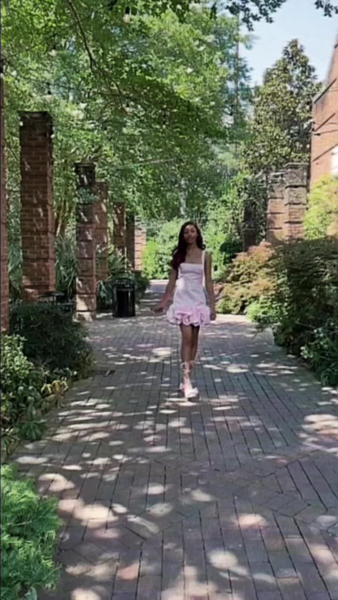 @hey._sky