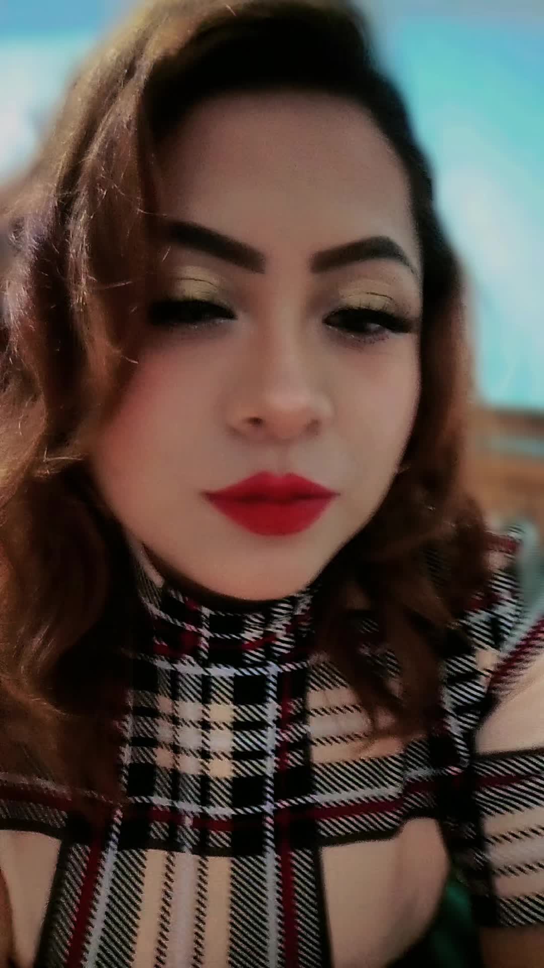 @SEÑORA 💅🏻🌹