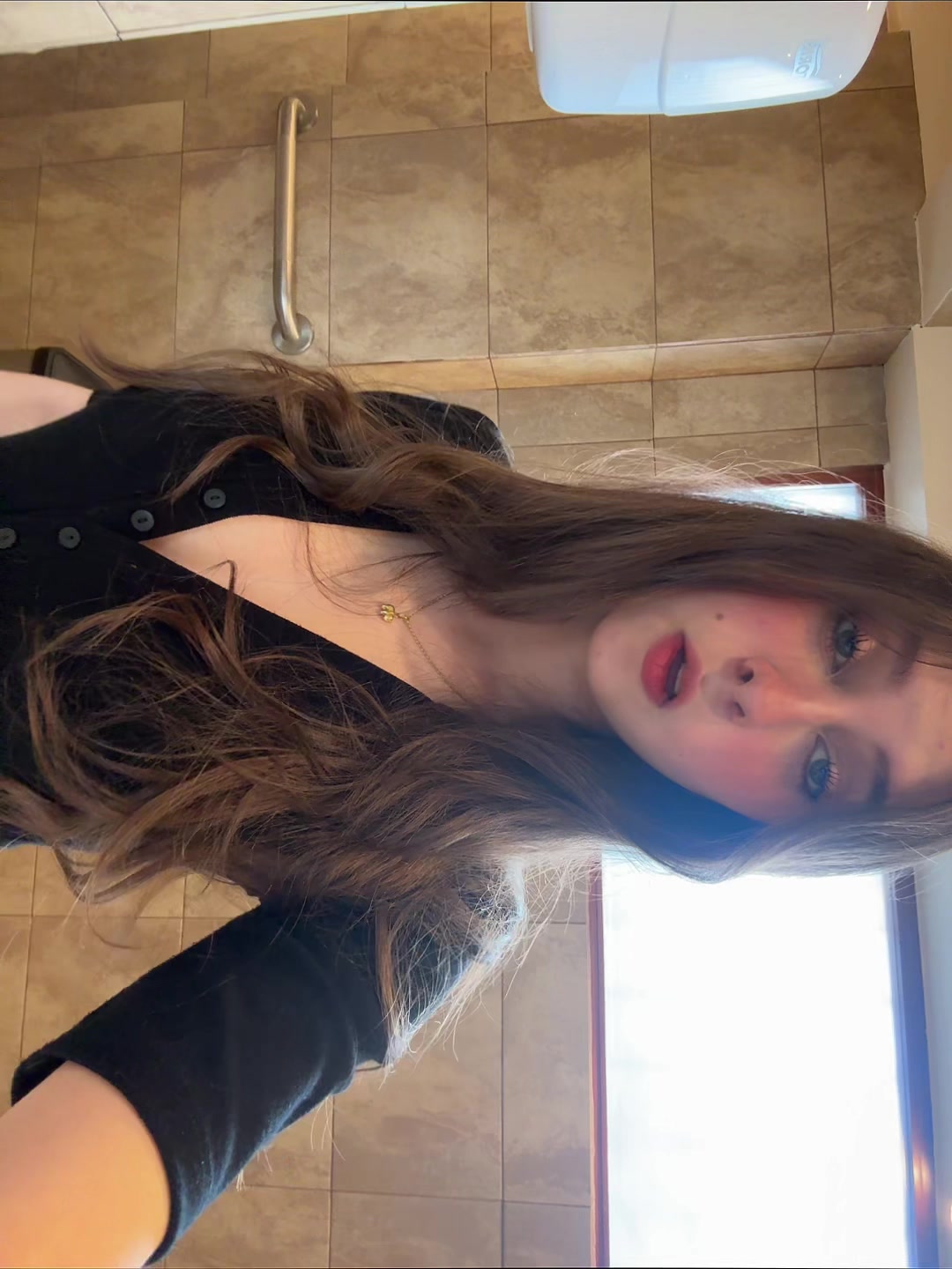 @Valentina