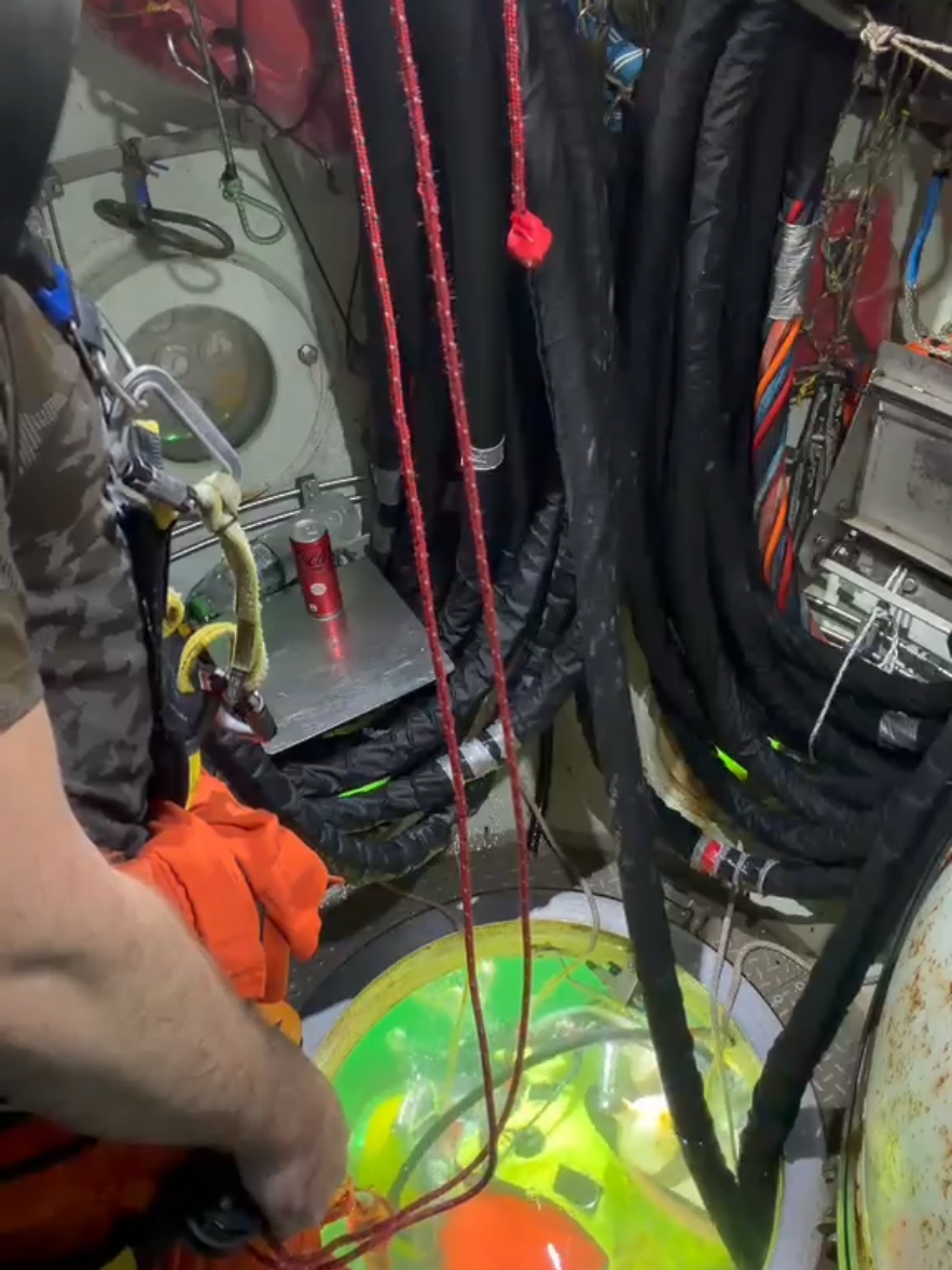 @auscomdiver