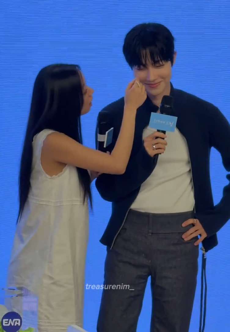 @treasurenim_