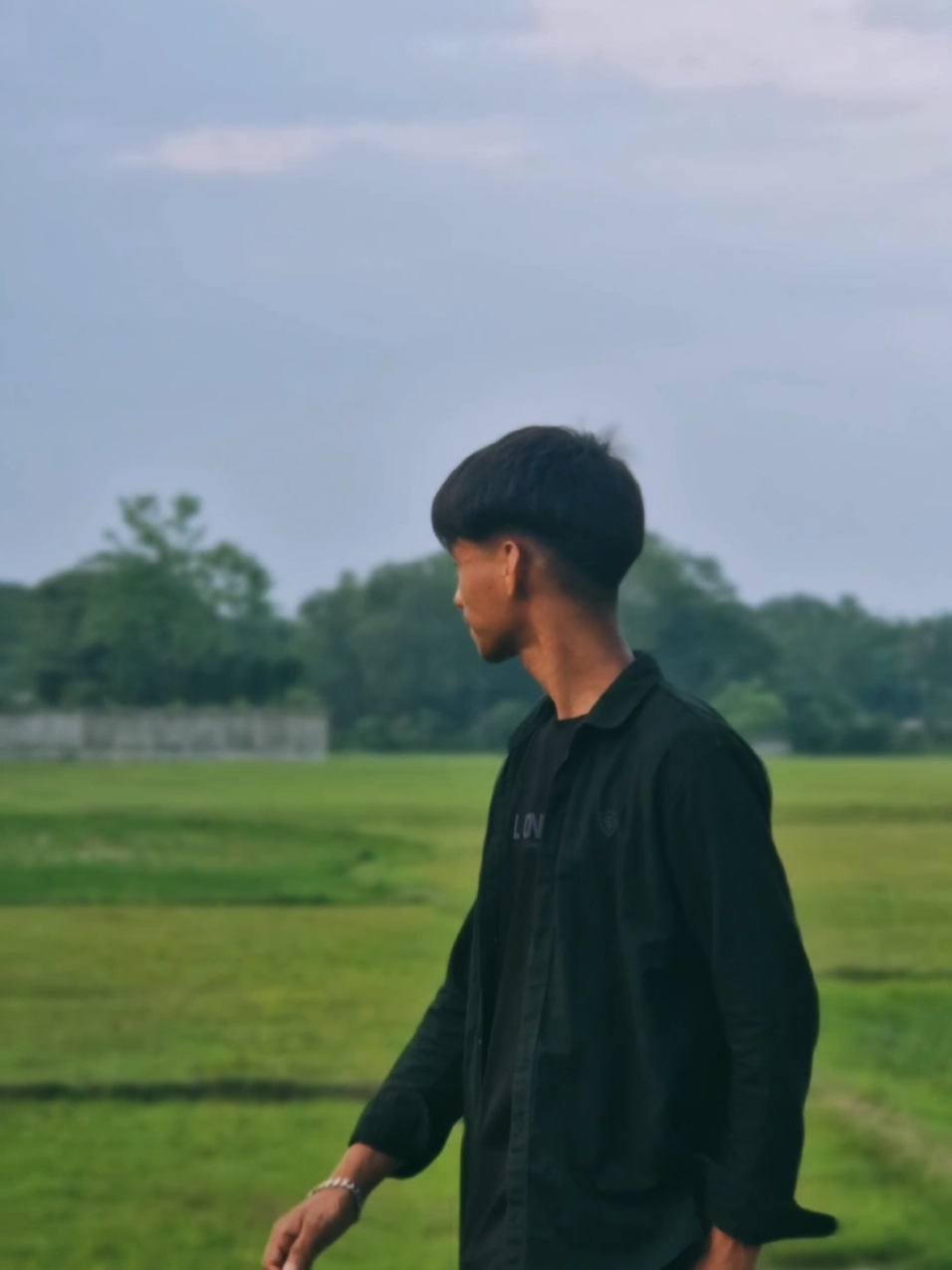 @Nazrul🖤✨