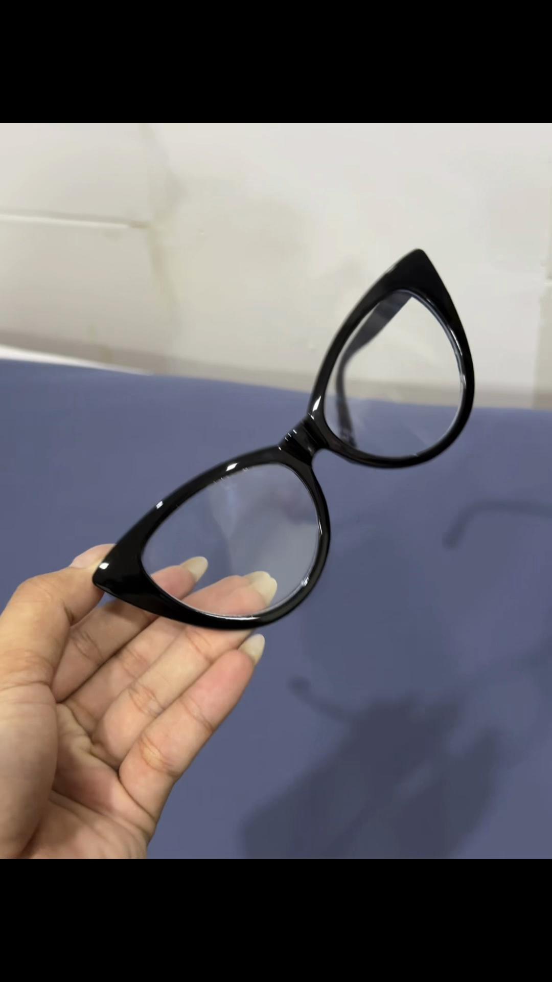 @Kim Hồng
